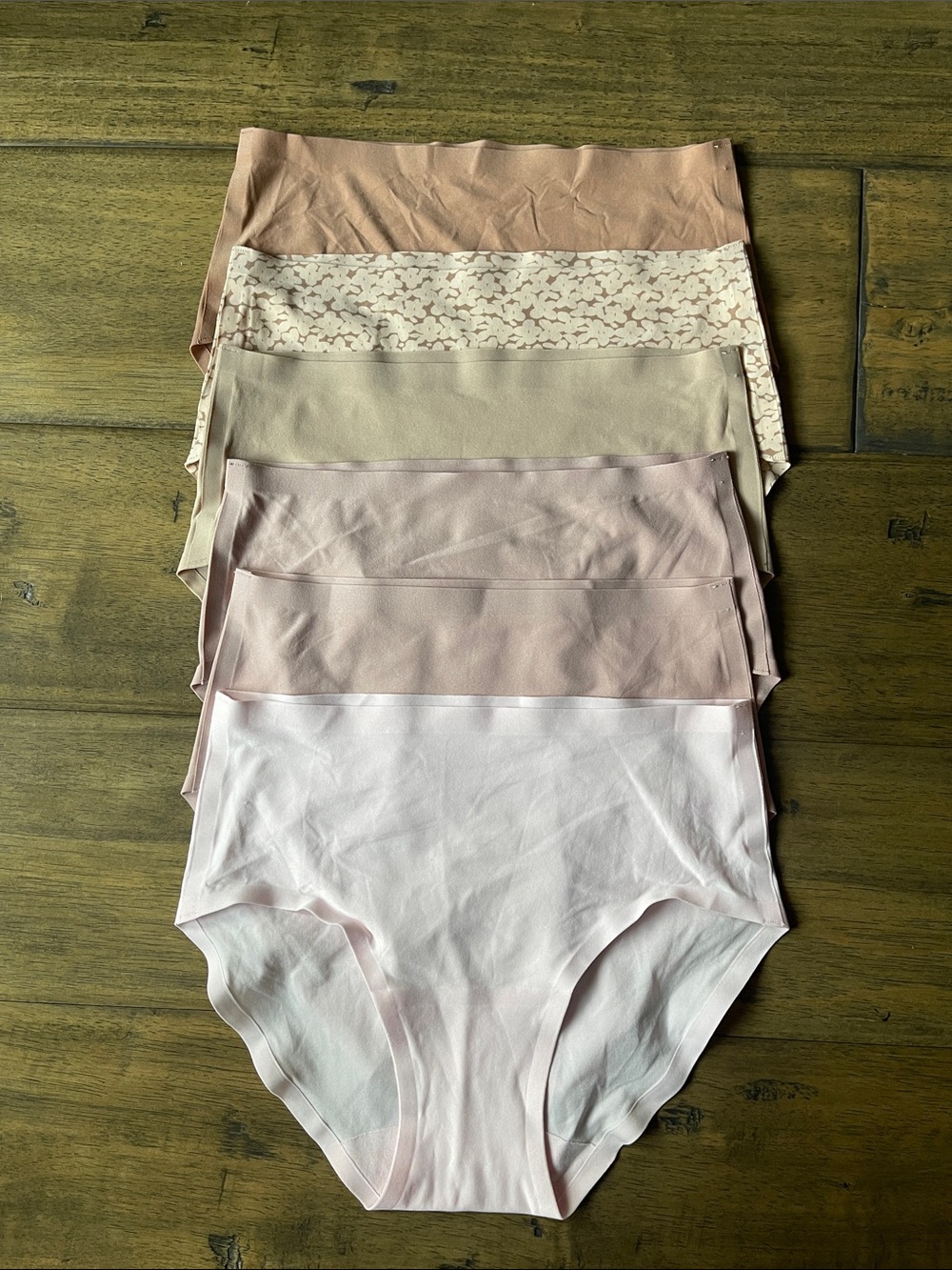 (6) NEW Chantelle soft stretch seamless hipster panties